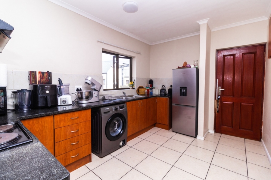 3 Bedroom Property for Sale in Parklands Western Cape